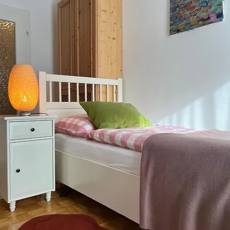 Antik Chic Mit Gartenblick * Salzburgo