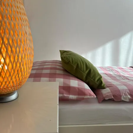 Antik Chic Mit Gartenblick Salzburg