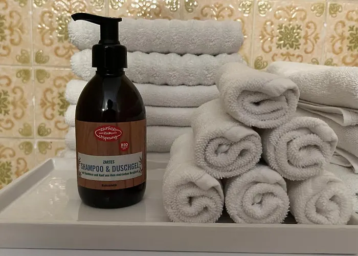 Lägenhet Antik Chic Mit Gartenblick *